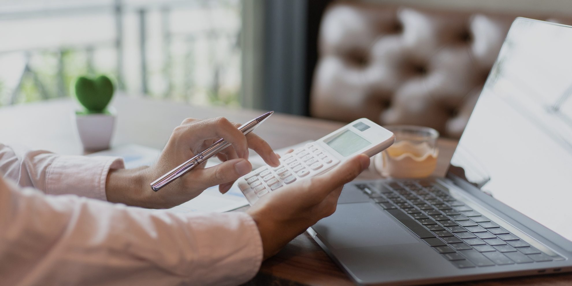 Blog Hero - Leasing vs Buying Which is Right for Your Business